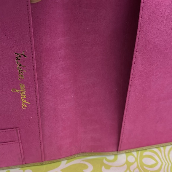 Lilly Pulitzer Agenda Folio - Picture 10 of 10